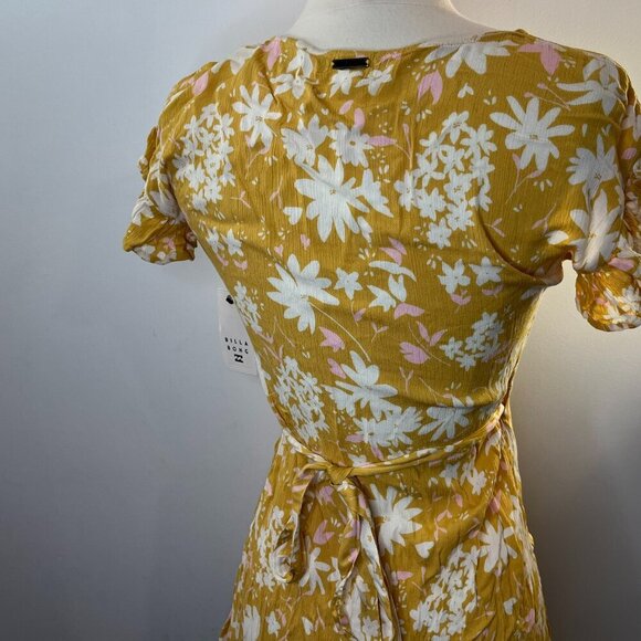 Billalong Women's Yellow Floral Wrap and Roll Dress - Size XS - NWT $77.95 - Picture 5 of 7